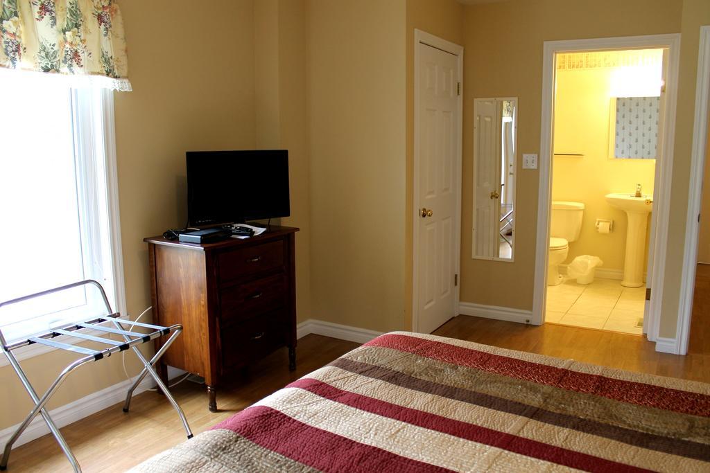 Mackenzie House B&B By Elevate Rooms Port Hawkesbury Szoba fotó