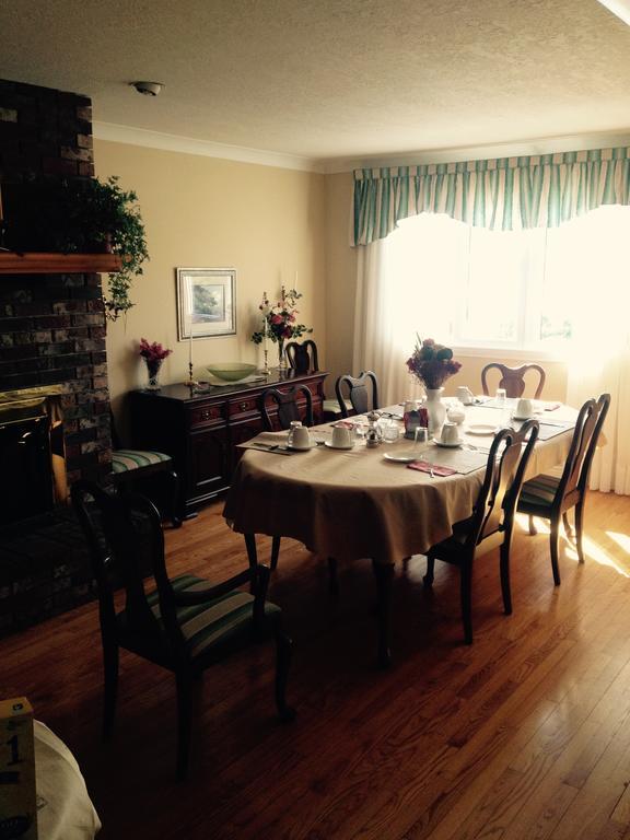 Mackenzie House B&B By Elevate Rooms Port Hawkesbury Kültér fotó