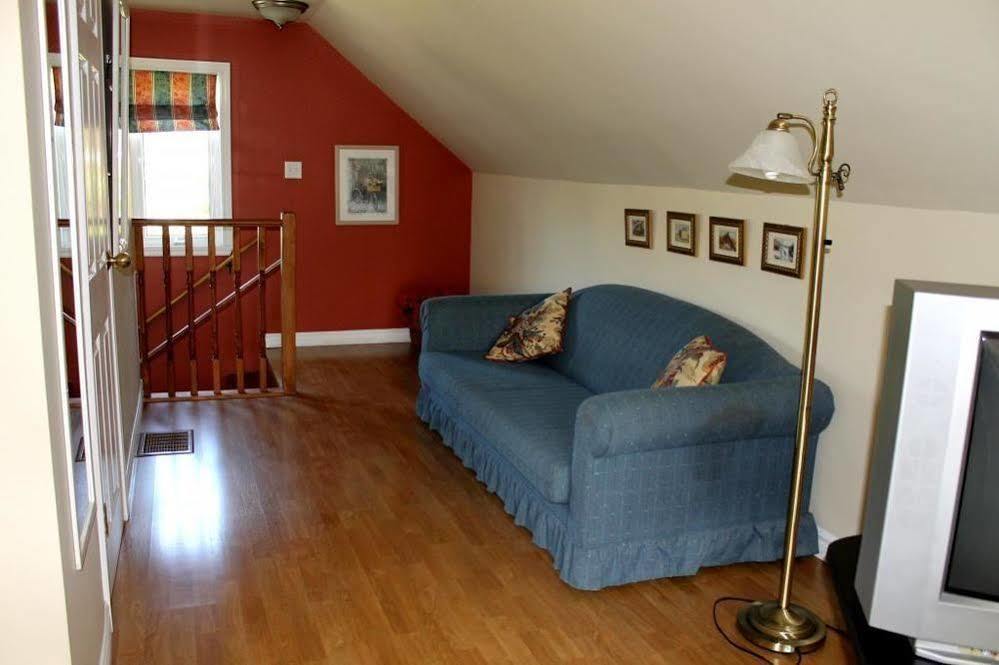 Mackenzie House B&B By Elevate Rooms Port Hawkesbury Kültér fotó